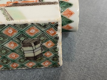 Een Chinese famille verte theebus, Kangxi